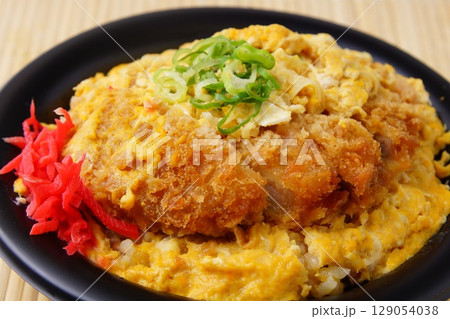 美味しいカツ丼 美味しいカツ丼 129054038