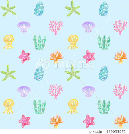 カラフルな海の生き物の背景素材　青色 129055972