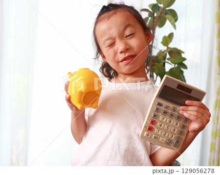 貯金箱　電卓　子ども 129056278