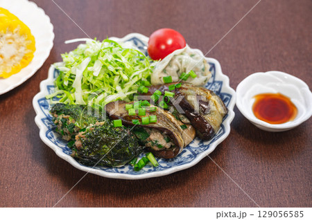 なす餃子と青じそ餃子 129056585