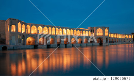 Khaju Bridge, a stunning 17th-century Safavid era structure over the Zayandeh River. Long exposure shot. Blur done intentionally 129056675