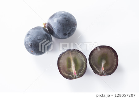 種無しピオーネの断面 129057207