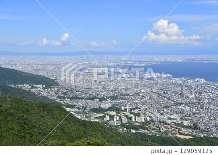 摩耶山掬星台より東灘・芦屋・大阪方面を望む 129059125