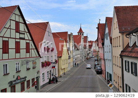 ドイツ ネルトリンゲン旧市街の街並み ドイツ ネルトリンゲン旧市街の街並み 129062419