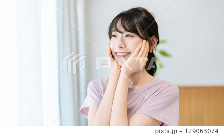 女性の美容・健康イメージ 129063074