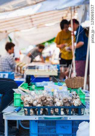 飛騨高山 夏の宮川朝市 飛騨高山 夏の宮川朝市 129069337