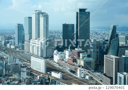 リニア開通をめざし活況を呈する名古屋駅とその周辺（2025年7月、名古屋プリンスホテルより撮影） 129070401