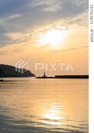 竹野温泉周辺の竹野川 129076242
