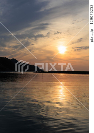 竹野温泉周辺の竹野川 竹野温泉周辺の竹野川 129076252