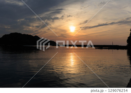 竹野温泉周辺の竹野川 竹野温泉周辺の竹野川 129076254