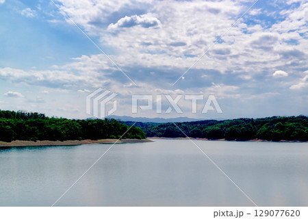 埼玉県　人造湖　狭山湖 129077620