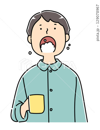 うがいをする男の子 129078967