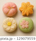繊細でかわいい日本の和菓子・練り切り 129079559