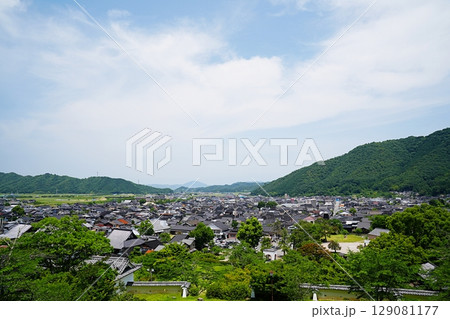兵庫 出石 出石城 稲荷曲輪跡から見た出石町並み(全景、初夏) 兵庫 出石 出石城 稲荷曲輪跡から見た出石町並み(全景、初夏) 129081177