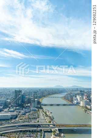 新潟県新潟市 朱鷺メッセBefcoばかうけ展望室からの景色(南側) 新潟県新潟市 朱鷺メッセBefcoばかうけ展望室からの景色(南側) 129082251