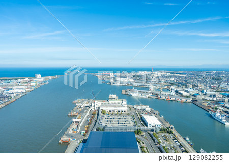 新潟県新潟市 朱鷺メッセBefcoばかうけ展望室からの景色(北側) 新潟県新潟市 朱鷺メッセBefcoばかうけ展望室からの景色(北側) 129082255