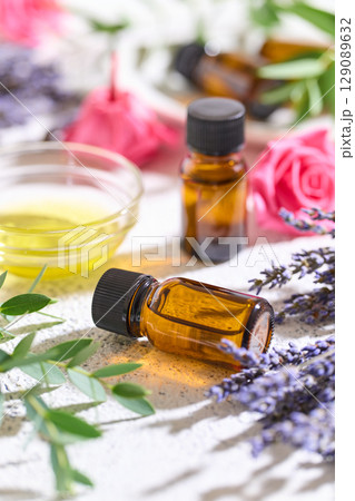 アロマオイル　バラ　ユーカリ　ラベンダー　 129089632