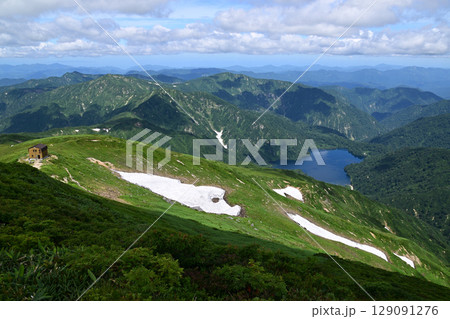 朝日連峰以東岳 129091276