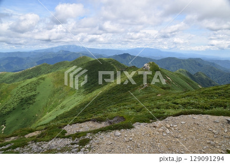 朝日連峰以東岳 129091294