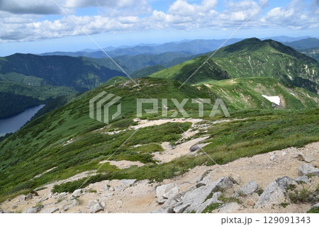 朝日連峰以東岳 129091343