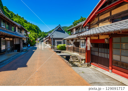 福井県 重要伝統的建造物群保存地区 熊川宿の町並み 福井県 重要伝統的建造物群保存地区 熊川宿の町並み 129091717