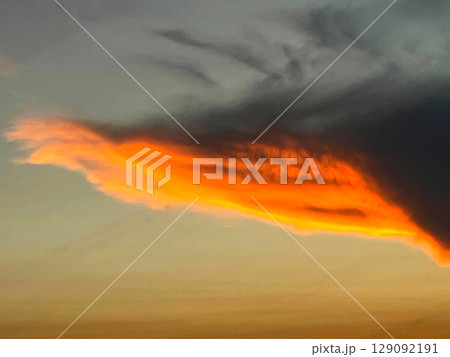 くじらみたいな雲 129092191