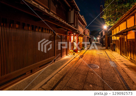福井県 小浜西組 茶屋街 夜景 福井県 小浜西組 茶屋街 夜景 129092573