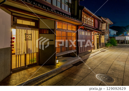 福井県 小浜西組 茶屋街 夜景 福井県 小浜西組 茶屋街 夜景 129092629