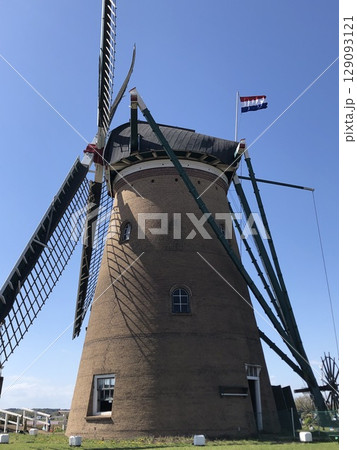 風車　　・・～ ～ Windmill ～ ～・・ ・ ・ ・・・ 129093121