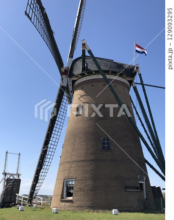 風車　　・・～ ～ Windmill ～ ～・・ ・ ・ ・・・ 129093295