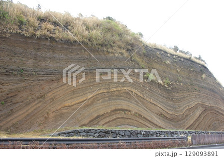 地層　　―STRATUM― 129093891