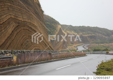 地層　　―STRATUM― 129093897