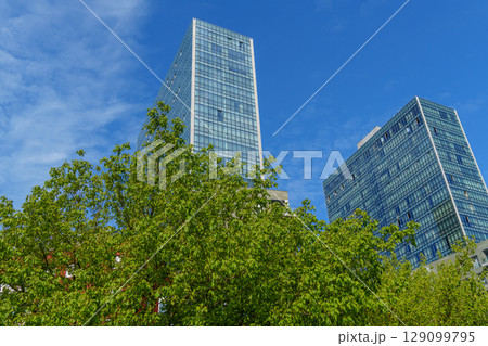 the city of bilbao in spain 129099795
