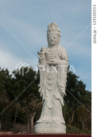 Statue in Budha Eden Park, in Portugal Statue in Budha Eden Park, in Portugal 129100553