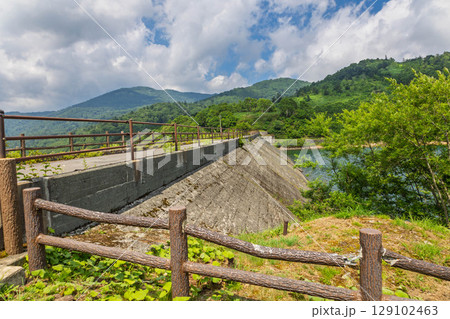 野反ダムの堤体　群馬県中之条町 129102463