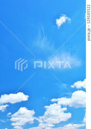 夏の青空と雲 夏の青空と雲 129105522