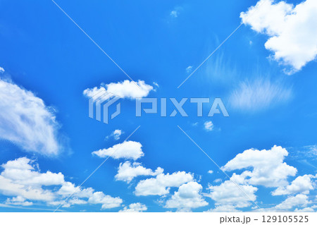 夏の青空と雲 夏の青空と雲 129105525