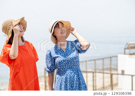 白亜の野間崎灯台を旅する女子旅 白亜の野間崎灯台を旅する女子旅 129106396