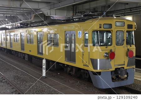 近江鉄道へ向かう西武鉄道旧2000系電車(小手指車両基地→JR新秋津駅) 近江鉄道へ向かう西武鉄道旧2000系電車(小手指車両基地→JR新秋津駅) 129109240