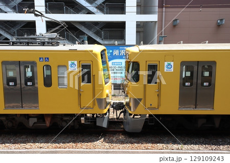 近江鉄道へ向かう西武鉄道旧2000系電車（小手指車両基地→JR新秋津駅） 129109243