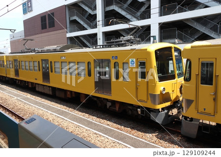 近江鉄道へ向かう西武鉄道旧2000系電車(小手指車両基地→JR新秋津駅) 近江鉄道へ向かう西武鉄道旧2000系電車(小手指車両基地→JR新秋津駅) 129109244