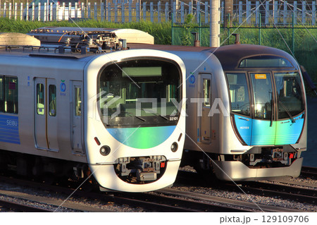 西武池袋線：小手指車両基地にて（埼玉県所沢市） 129109706