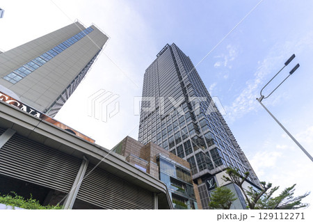 Jakarta, Indonesia - Mar 30,2024 :  Front view of Plaza Indonesia shopping center in Jakarta, Indonesia on Mar 30,2024. 129112271