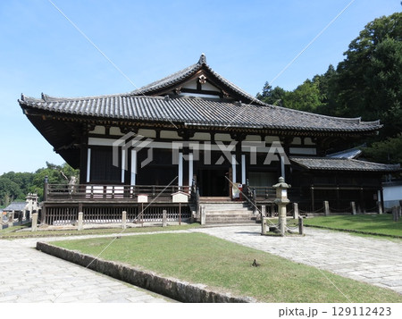 奈良市の東大寺にある法華堂（三月堂） 129112423