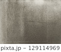 銀色の和紙素材。お正月やお歳暮で使えそうな高級感のある銀箔の背景素材。 129114969