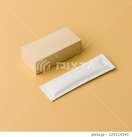 未開封の抗原検査キットと個包装スティック|在宅検査・予防医療・感染症対策のイメージ 未開封の抗原検査キットと個包装スティック|在宅検査・予防医療・感染症対策のイメージ 129124543