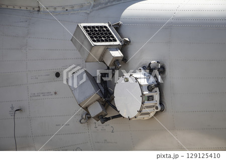 チャフ・フレアとフライトレコーダー チャフ・フレアとフライトレコーダー 129125410