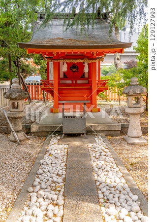 日本最古級の由緒ある神社 生田神社 摂社 松尾神社(灘五郷酒造の発祥地) 神戸市中央区下山手通 日本最古級の由緒ある神社 生田神社 摂社 松尾神社(灘五郷酒造の発祥地) 神戸市中央区下山手通 129127993