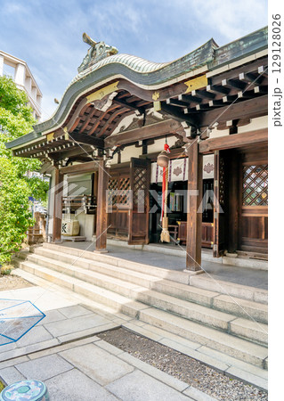 神戸八社巡り 三宮神社(生田裔神八社の三柱目)拝殿(航海安全の神)神戸事件の地 神戸市中央区三宮町 神戸八社巡り 三宮神社(生田裔神八社の三柱目)拝殿(航海安全の神)神戸事件の地 神戸市中央区三宮町 129128026