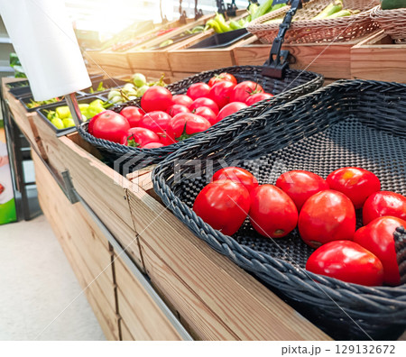 Fruit shelves, tomato shelves in supermarkets Fruit shelves, tomato shelves in supermarkets 129132672